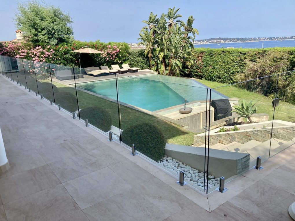 Barriere Piscine Transparente Teknodesign élegante