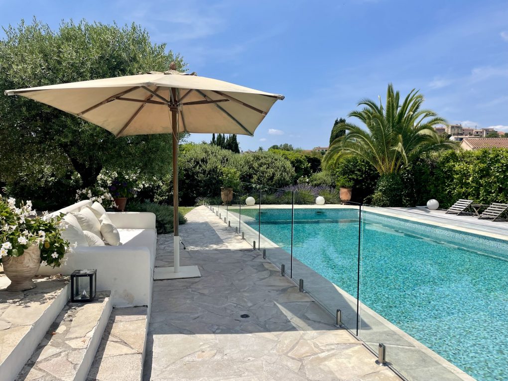 Cloture Piscine Verre Sécurité Enfant Villa